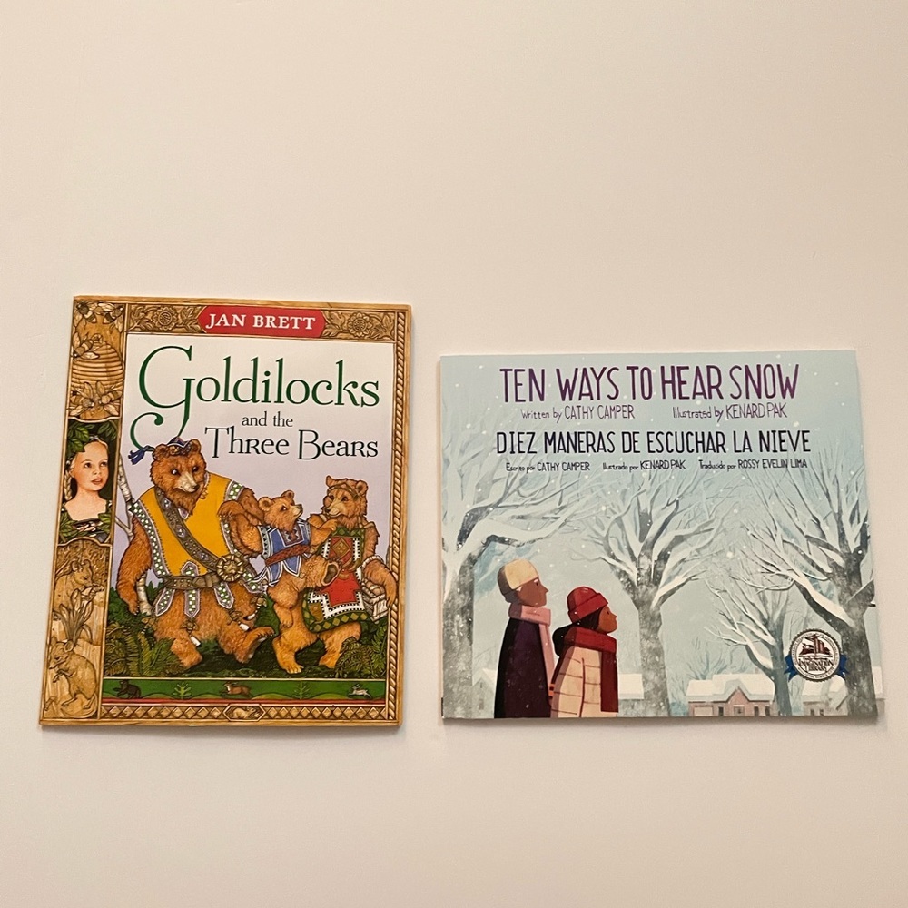 Lot of 2 Children Story Book,Goldilocks & the Three Bears/ Ten Ways to Hear Snow